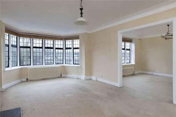 5 bed flat for sale