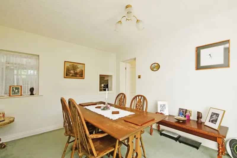 3 Bedroom Detached Farmhouse For Sale