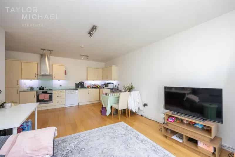 Two Bedroom Apartment Brighton City Centre Furnished
