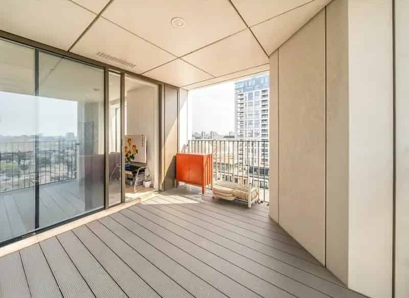 Chelsea Creek Luxury Apartment Kings Tower Two Double Bedrooms Panoramic Views