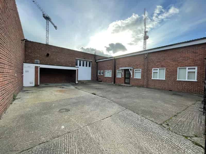 Freehold Warehouse South West London Secure Parking Office Space