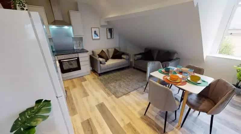 3 Bedroom Flat to Rent
