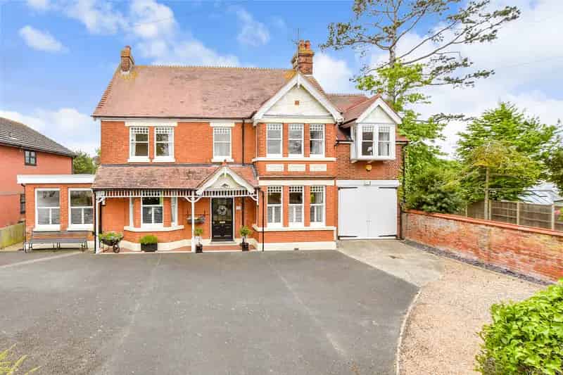 5 Bedroom Detached Victorian House For Sale
