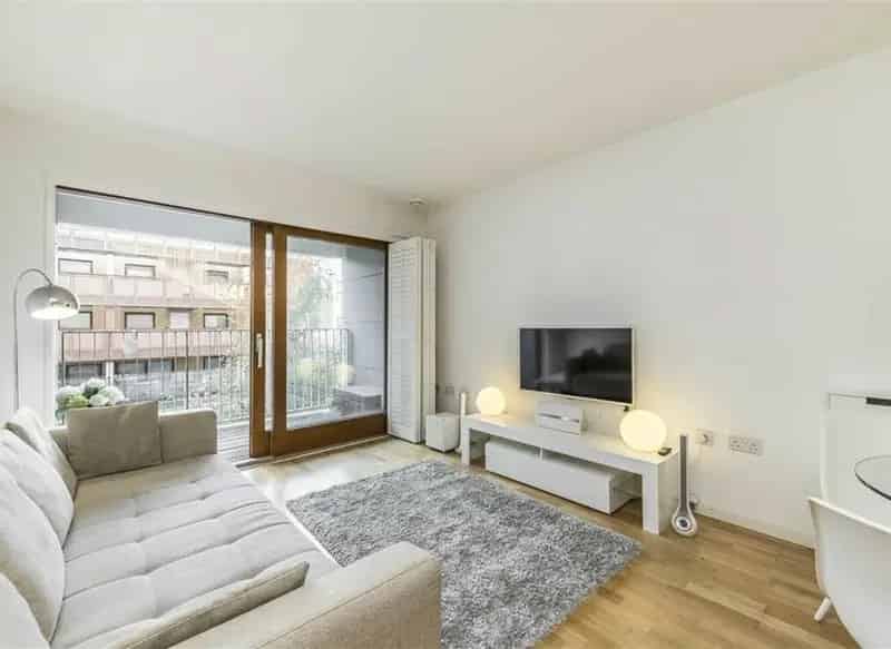One Bedroom Apartment Bermondsey Open Plan Balcony