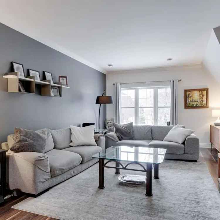 Laurentians Condo for Sale: Mountain Views and Modern Design