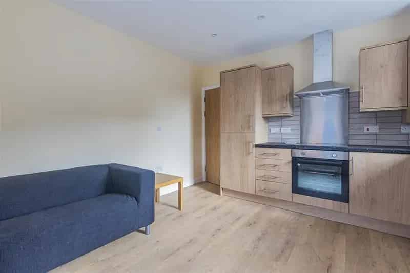 1 Bedroom Flat to Rent in Roath, Cardiff