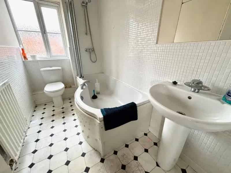 4 Bedroom Furnished Student Townhouse Available 02062025