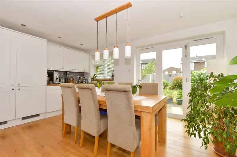 3 Bedroom Semi-Detached House for Sale Paddock Wood