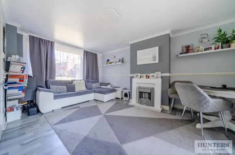 3 Bed House for Sale Near Barnehurst Station