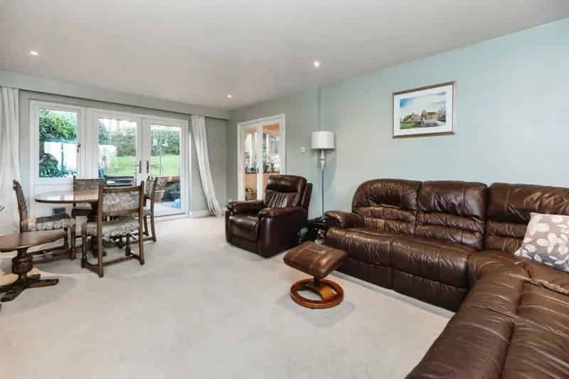 Five Bedroom Detached Family Home 1926 Sqft Large Garage Garden Tenterden