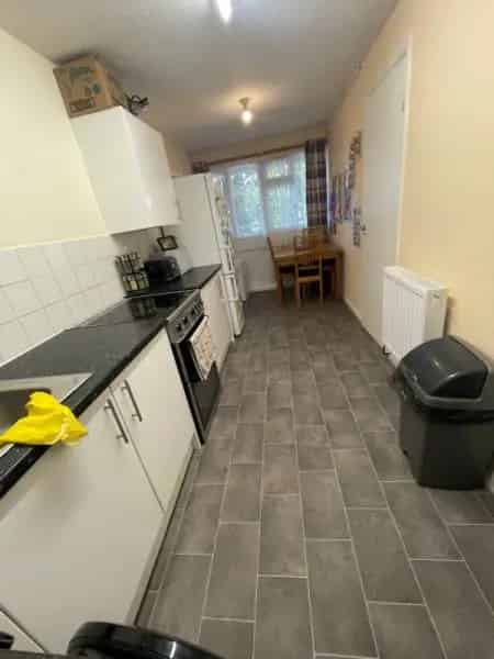 2 Bedroom Ground Floor Flat Ipswich - Pets Allowed