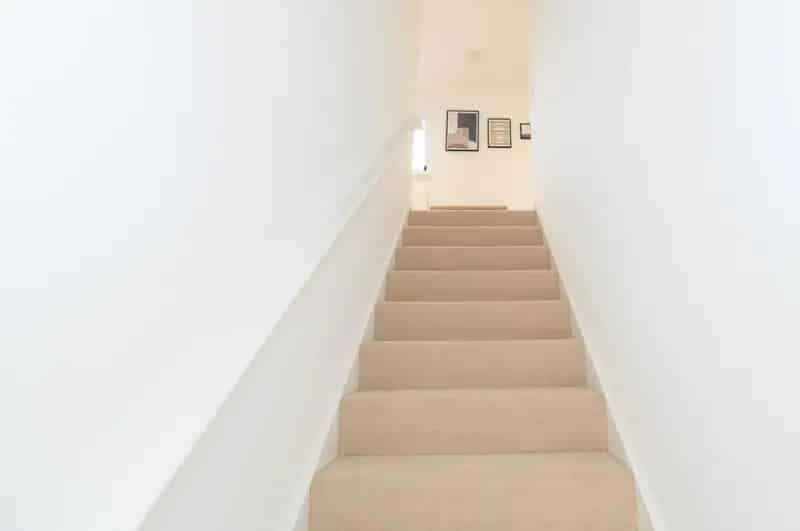 2 Bed Coach House for Sale Lyde Green
