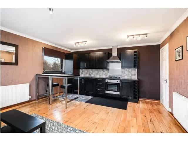 1 Bedroom End Terrace House for Sale