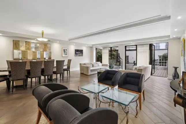 Mayfair 3-Bedroom Duplex Apartment for Sale
