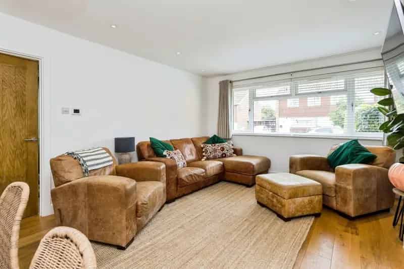 Semi Detached Bungalow Two Double Bedrooms Driveway Garage Garden