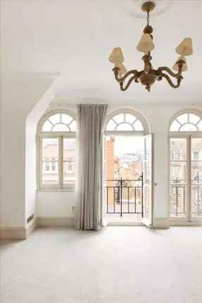 Flat for sale in Mount Street, Mayfair, London W1K