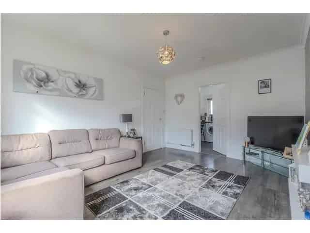 2 Bedroom Flat for Sale Gartcosh G69 8BJ