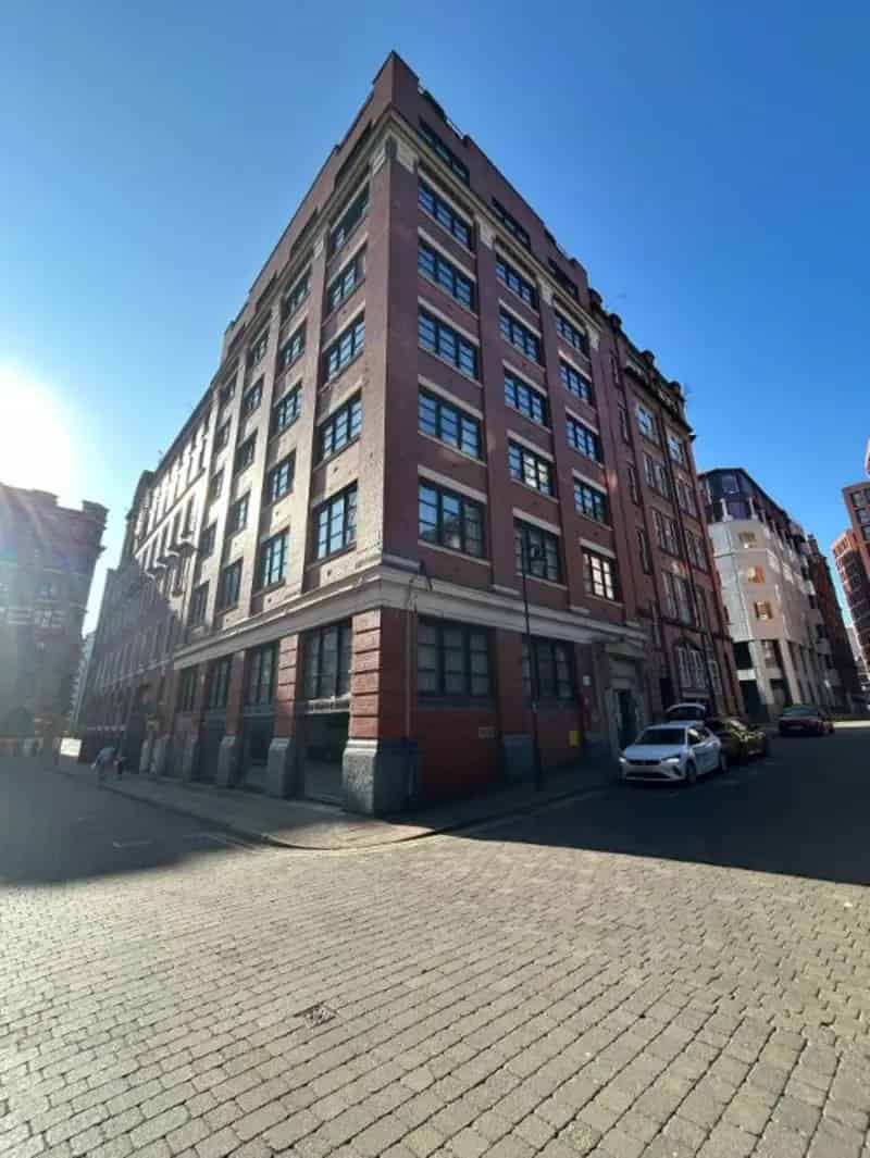2 Bedroom Furnished Apartment to Rent Manchester