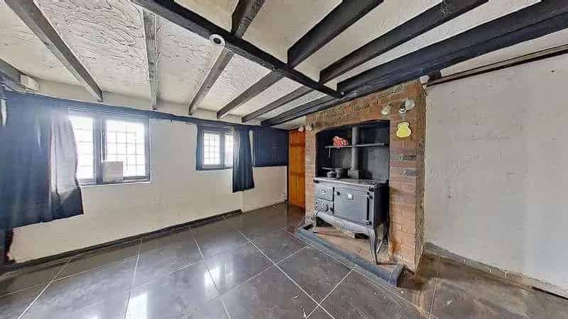 3 Bed Detached Chalet Bungalow For Sale