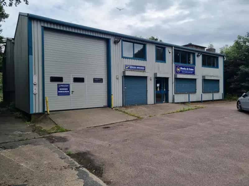 Warehouse Workshop with Offices to Let