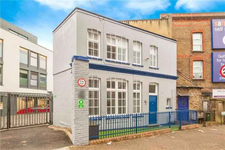 Stunning 2 Floor House with Planning Permission Near Battersea Park