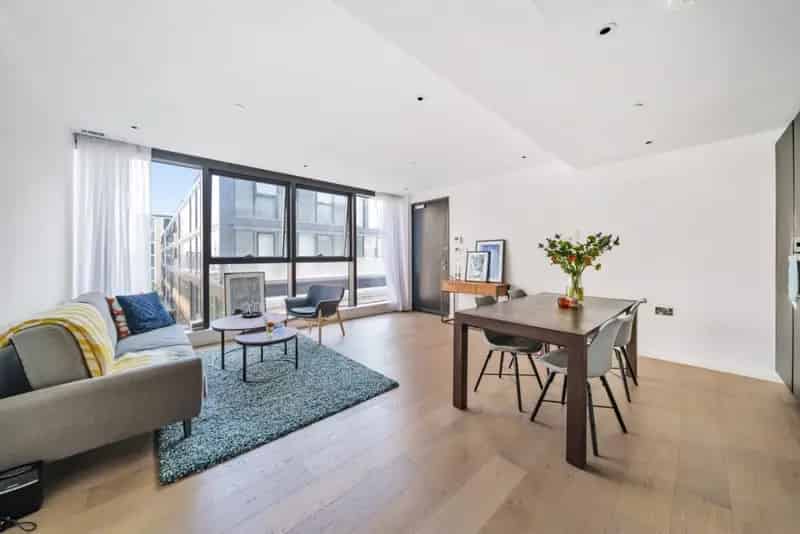 One Double Bedroom Apartment Long Street - Gym Cinema Concierge