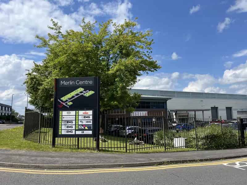 High-Quality Industrial Units with Modern Amenities
