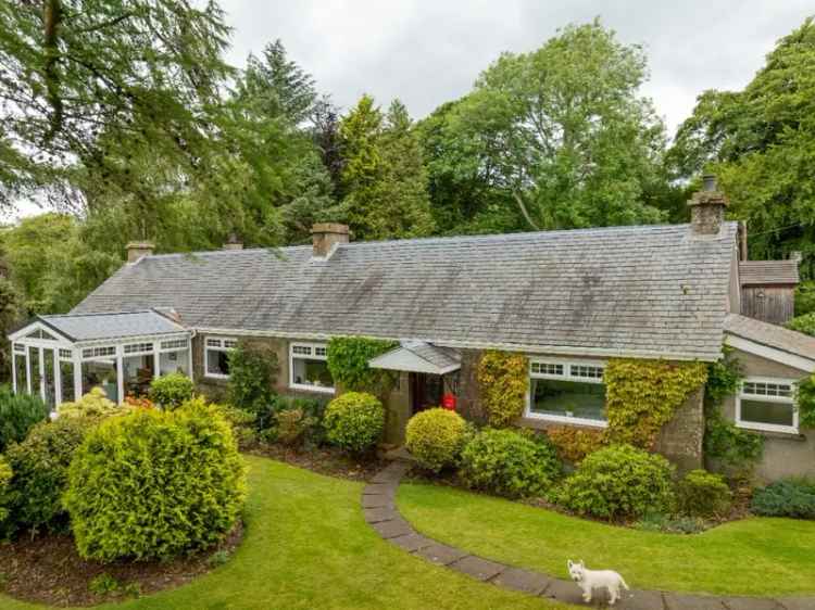 Cottage For Sale in Strathmartine - The Cottage Strathmartine Castle Farm Strathmartine DD3 0PU - TSPC