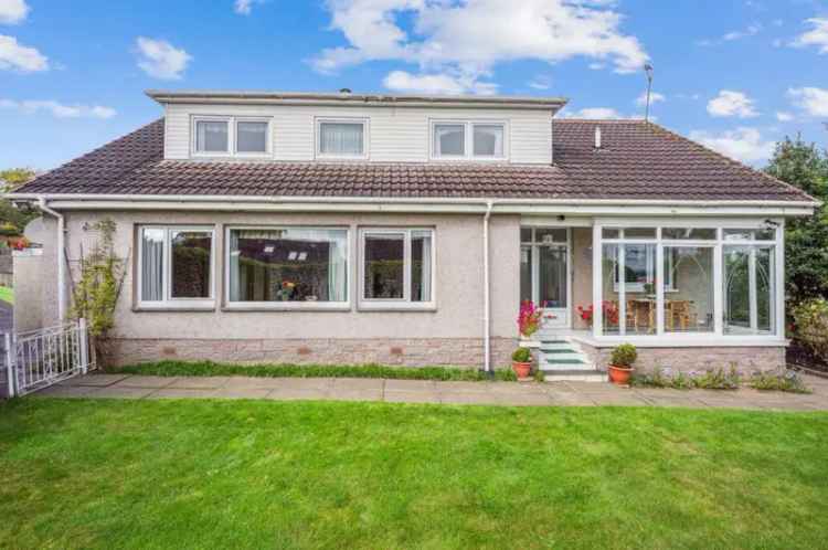 Spacious 5 Bedroom Detached House Near Dunblane