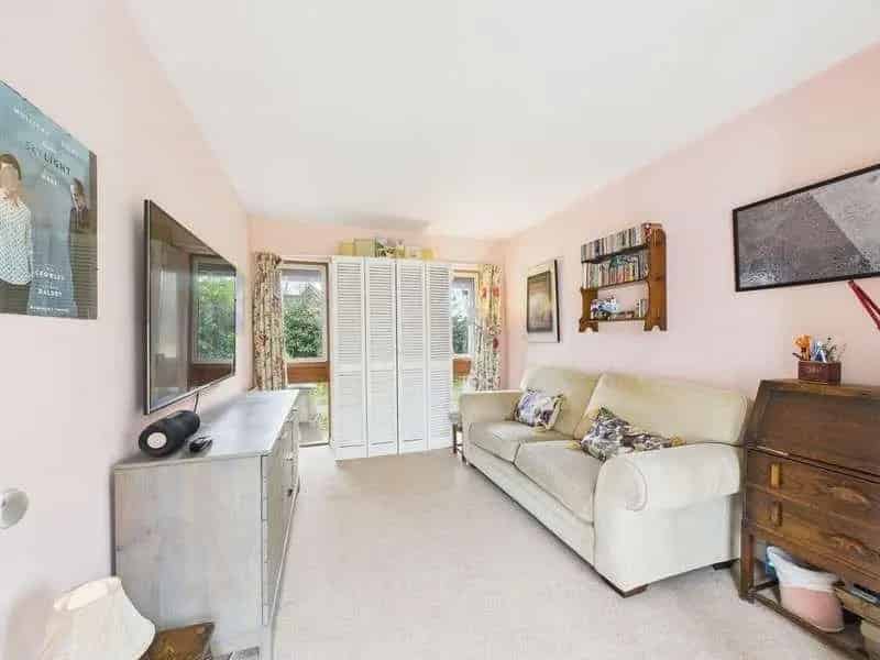 5 Bed House for Sale in Slinfold West Sussex