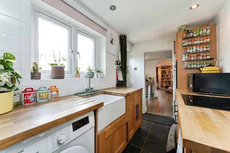2 Bedroom River Nene Cottage Character Modern Living