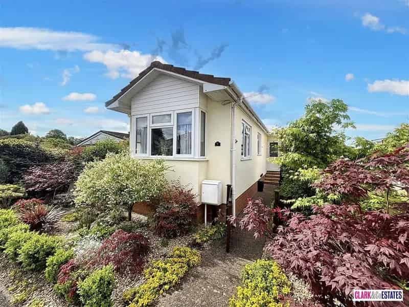 1 Bedroom Park Home for Sale