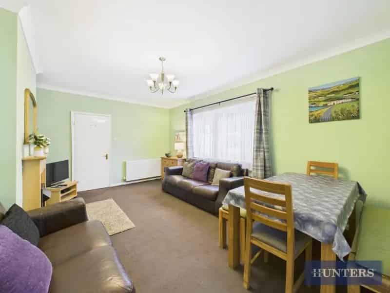 6 Bed Flat Filey - 3 Apartments - Investment Opportunity