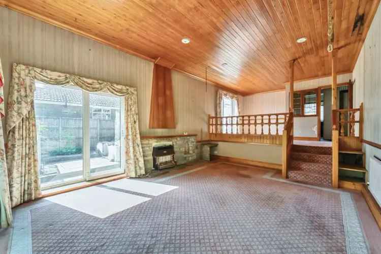 4 Bedroom Detached Bungalow For Sale