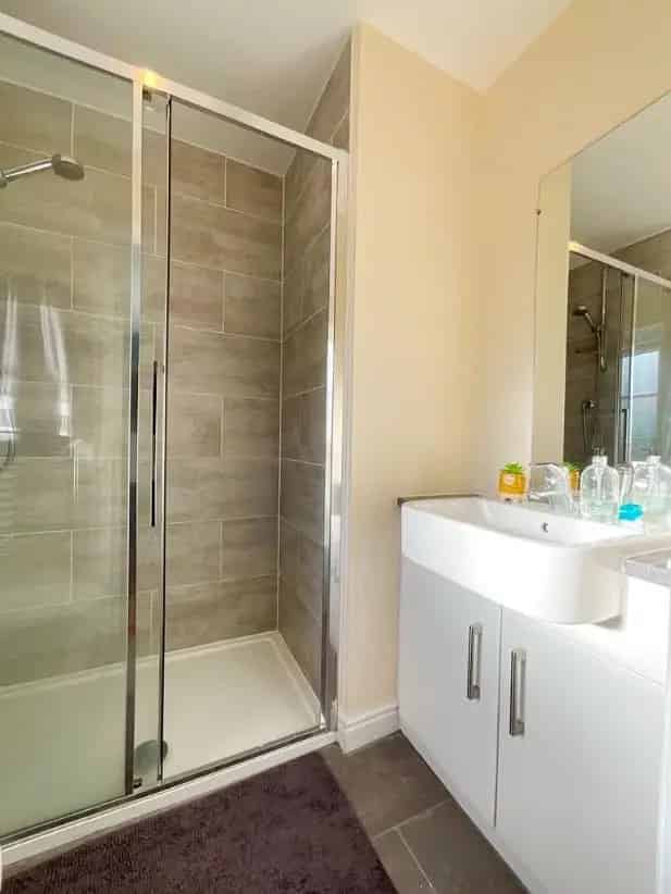 4 Bed Detached House For Sale
