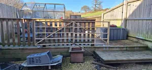 2 Bedroom House Near Schools and Shops