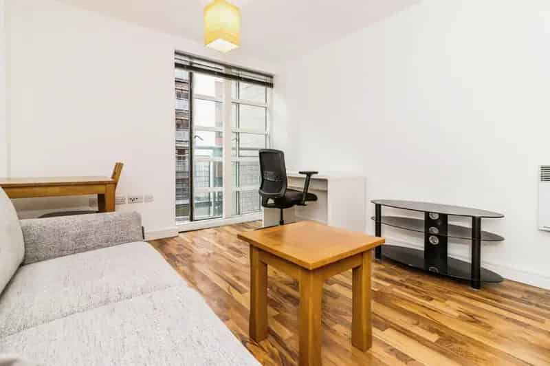 2 Bed Furnished Apartment Manchester City Centre Near Oxford Road