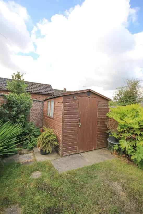 3 Bed End Terrace House For Sale