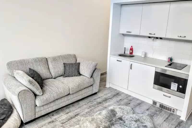 Salford Quays Waterfront Studio Apartment Abito High Spec Modern