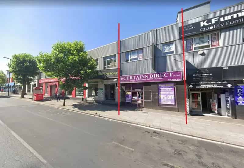 Commercial property For Rent , London, England