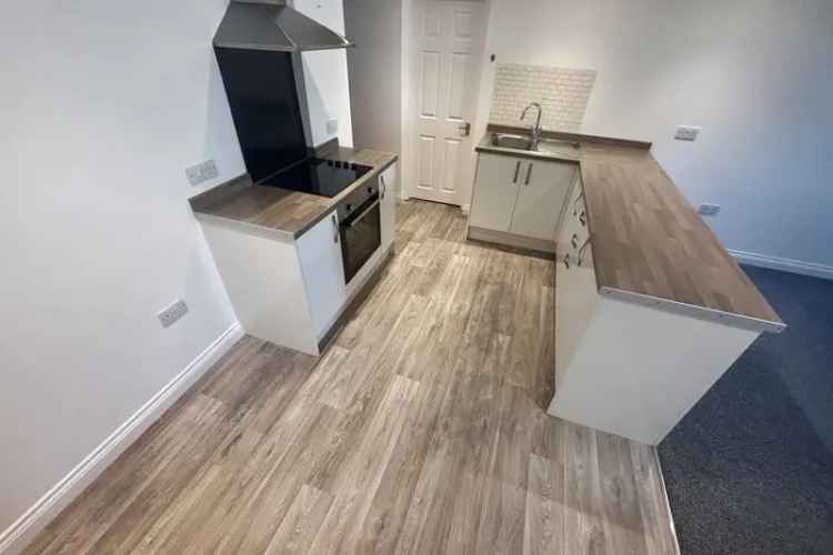 Two Bedroom Modern Cottage River Views Town Centre