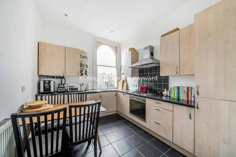 Flat For Rent , London, England