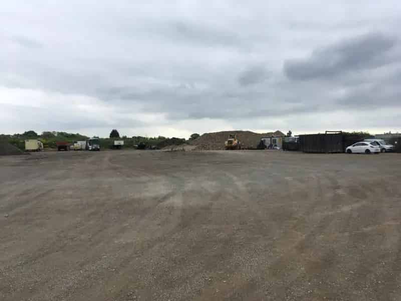 Commercial Yard Compounds for Lease Near M25 Junction 29