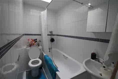 5 Double Bedroom House in Southampton