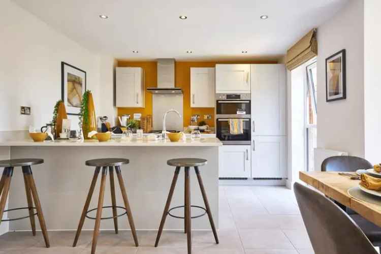 4 Bedroom Detached House for Sale Biddenham Park