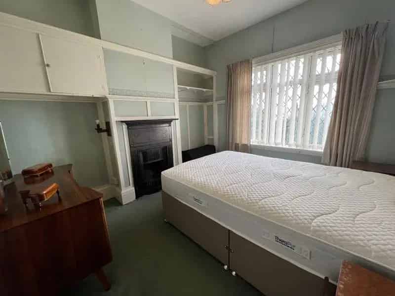 4 Bed Detached Bungalow For Sale