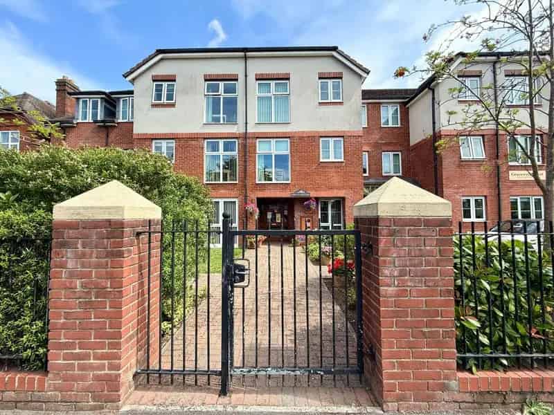 1 Bedroom Retirement Property for Sale