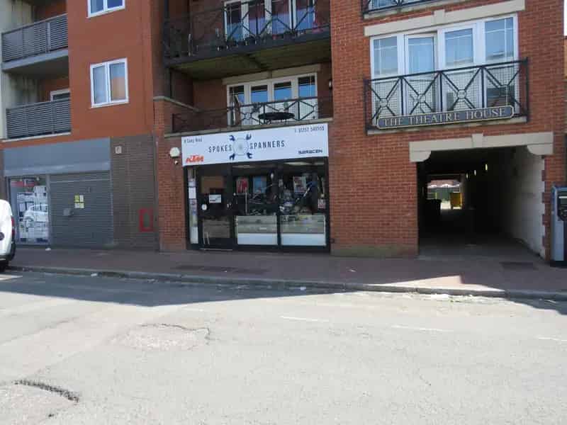 Retail Unit for Sale or Rent in North Camp
