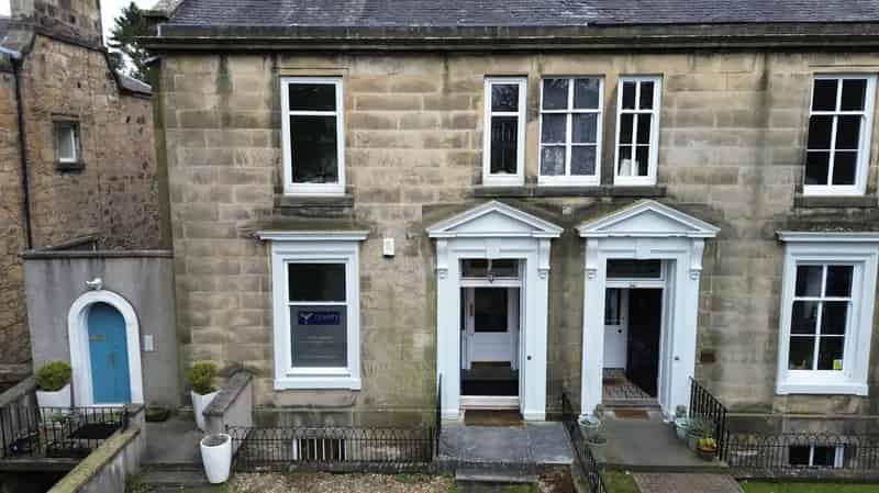 Stirling City Center Office Suites For Lease