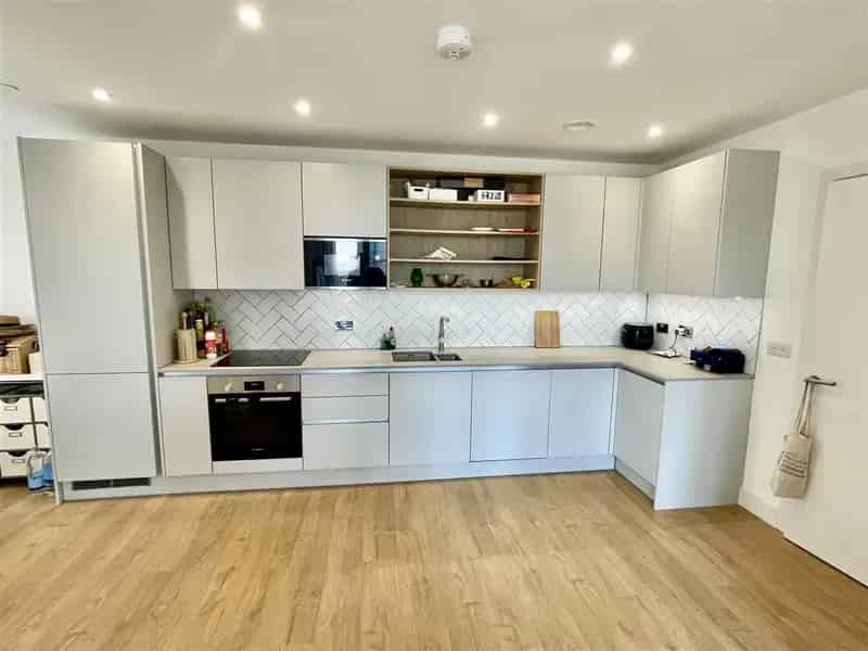 2 Bedroom Apartment House to Rent